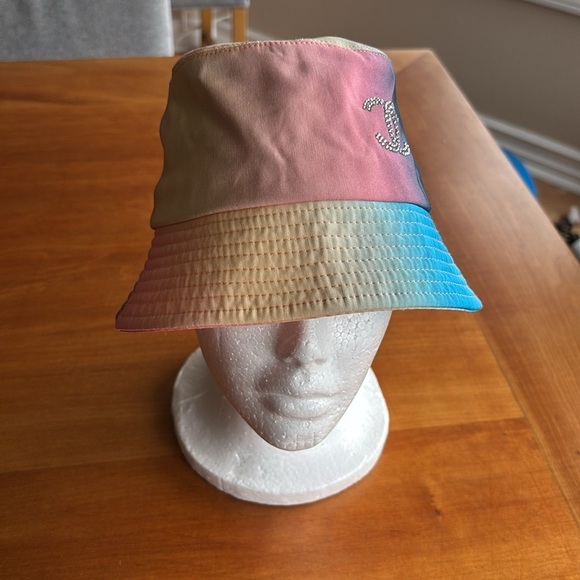 EUC CHANEL multi color viscose bucket hat size medium rhinestone cc logo - Picture 2 of 10